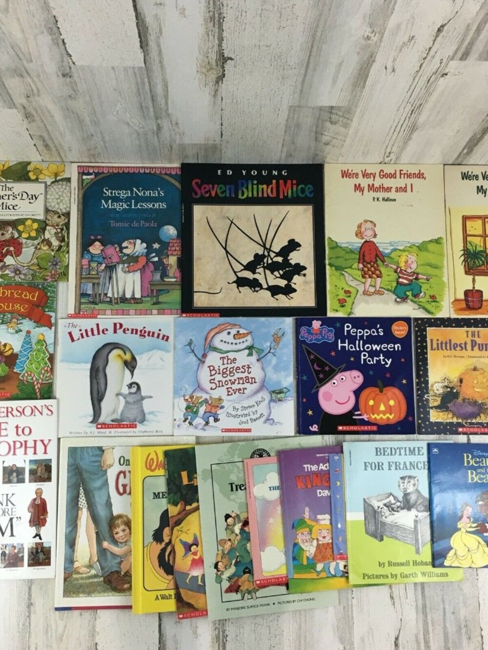 Lot of 20 Kids Picture Books PK Hallinan Disney Frances Strega Nona Jan Brett